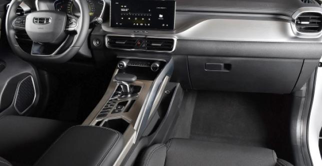 фото 09e535df2043 - Под такси