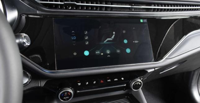 фото 12b2b5614b10 - Под такси