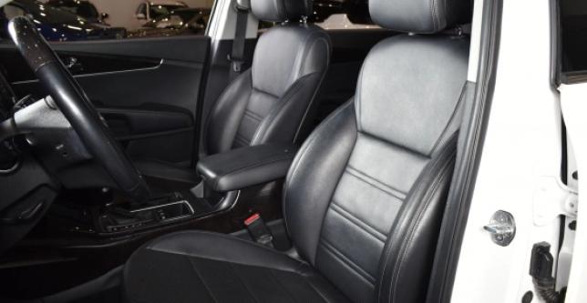 фото 15e0af887241 - Под такси