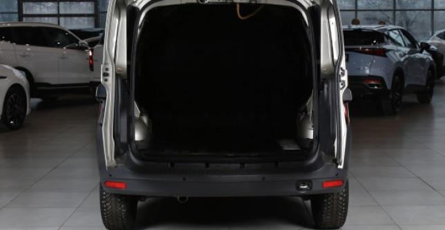 фото 15e34a2cb005 - Под такси