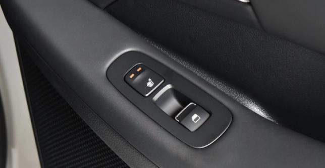 фото 1e7da475101a - Под такси