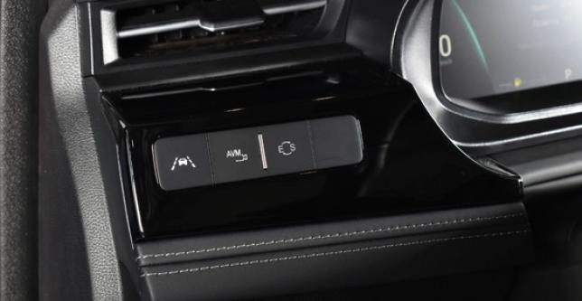 фото 1f58519cb721 - Под такси