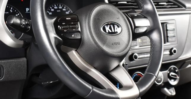 фото 30b2fbc1d92b - Под такси