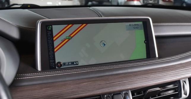 фото 3689ba31da2e - Под такси