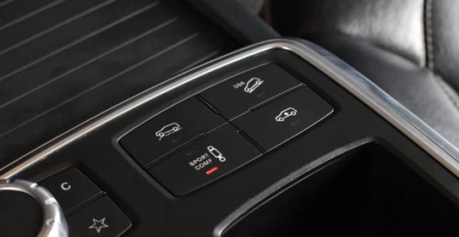 фото 3e92092cd162 - Mercedes-Benz