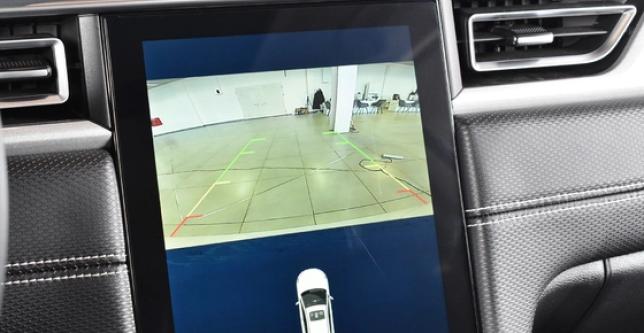 фото 530744bdd9a5 - J7