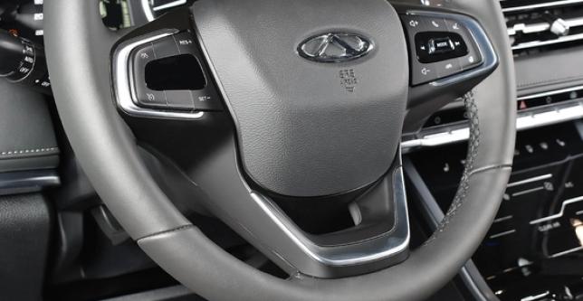 фото 54f2b3b69c7d - Под такси