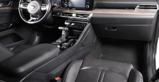 фото 5550a69a1e5a - Под такси