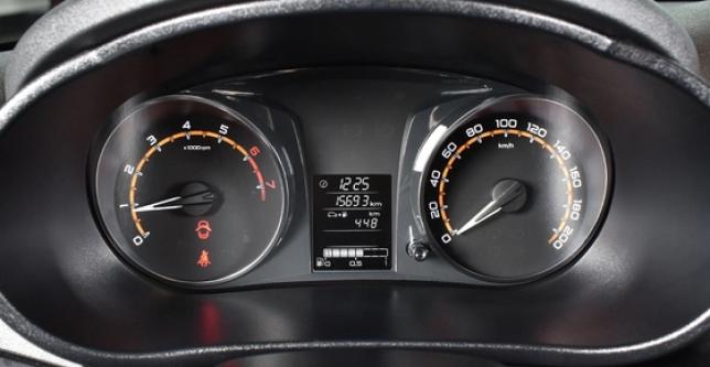 фото 57a69cb42f75 - Под такси