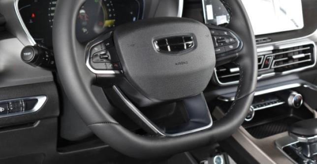 фото 592255-09 - Под такси