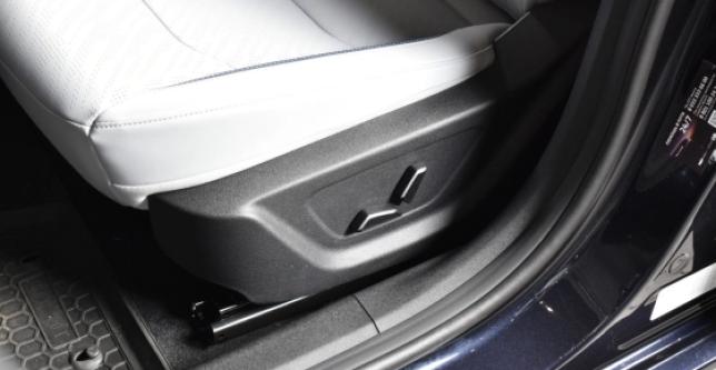 фото 592256-11 - Emgrand 7