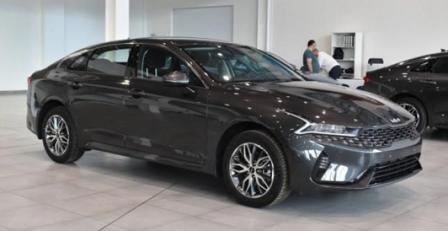 фото 593896-01 - Под такси