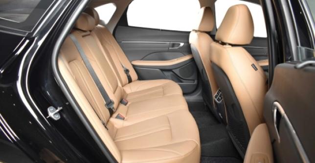 фото 601734-05 - Под такси