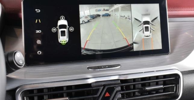 фото 602162-09 - Под такси