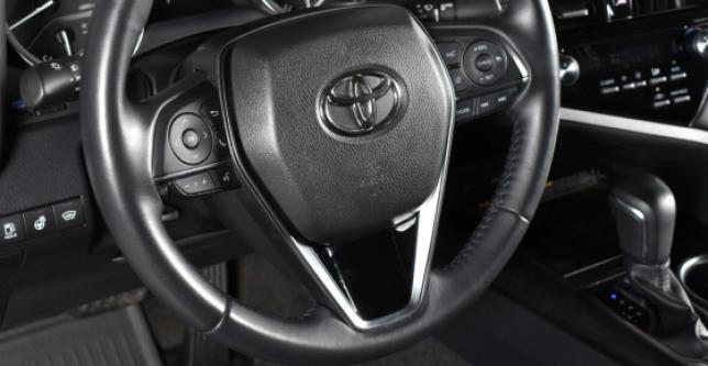 фото 603649-12 - Camry