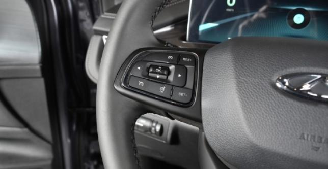 фото 604143-13 - Под такси