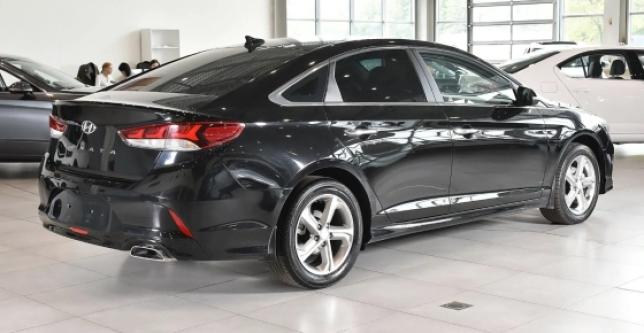 фото 604144-02 - Под такси