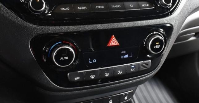 фото 604397-08 - Под такси