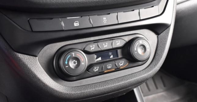 фото 605570-10 - Под такси