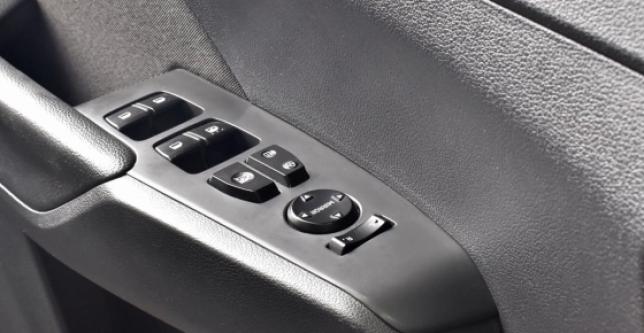 фото 605593-11 - Под такси