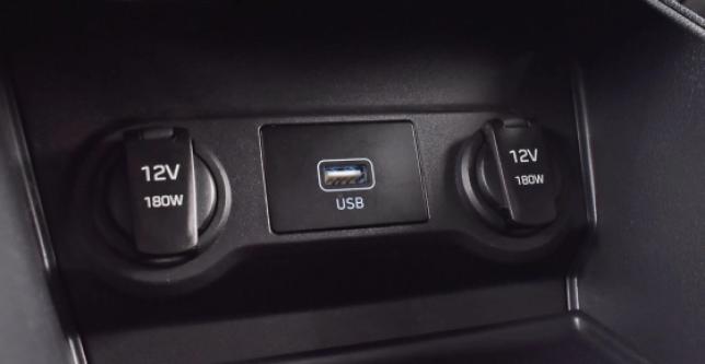 фото 605593-12 - Под такси