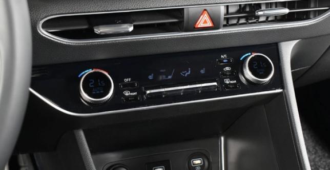 фото 6061dc00cc22 - Под такси