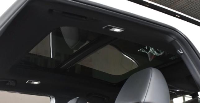 фото 606623-09 - Под такси