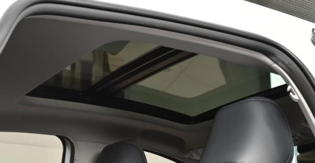 фото 608623-09 - Под такси