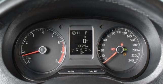 фото 609135-15 - Под такси