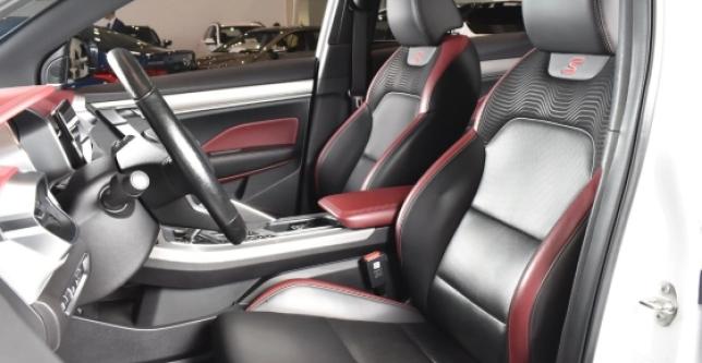 фото 615232-08 - Под такси