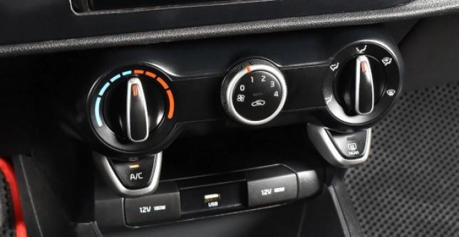 фото 615619-09 - Под такси