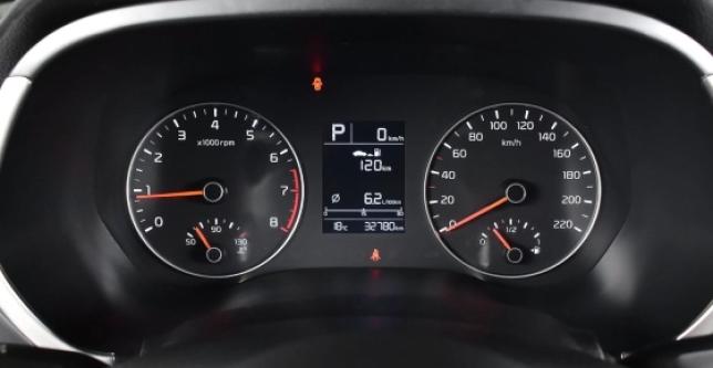 фото 615619-12 - Под такси