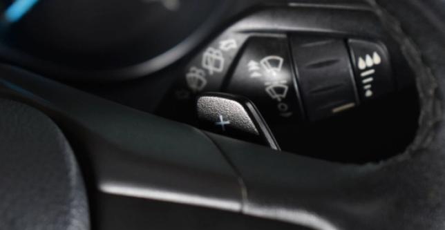 фото 629069-12 - Под такси