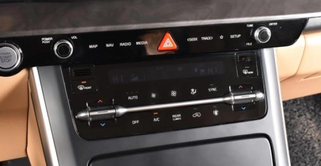 фото 650521-13 - Под такси