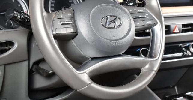 фото 650975-15 - Под такси