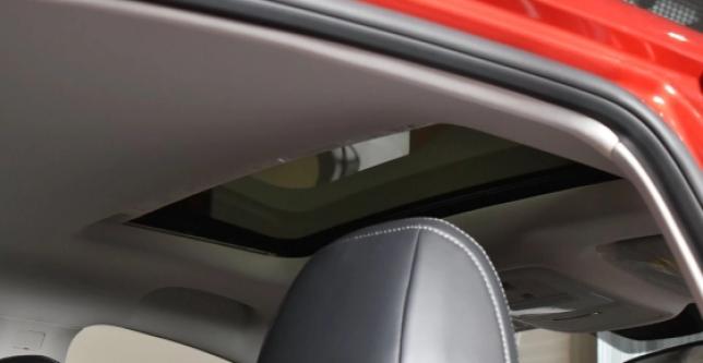 фото 650984-09 - Под такси