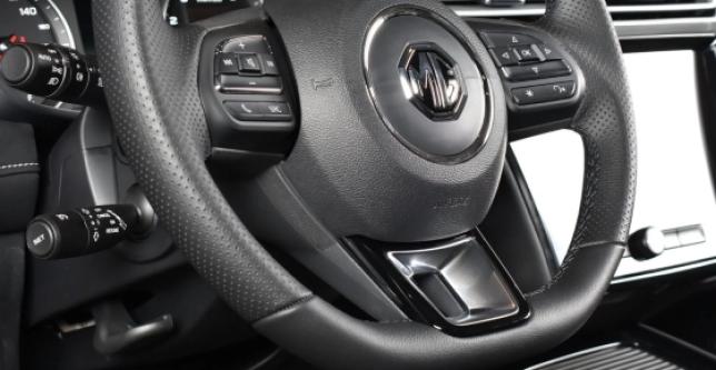 фото 650984-12 - Под такси