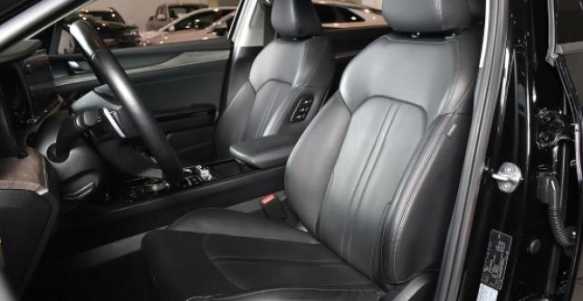 фото 651344-08 - Под такси