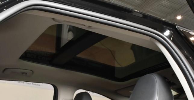 фото 651344-09 - Под такси