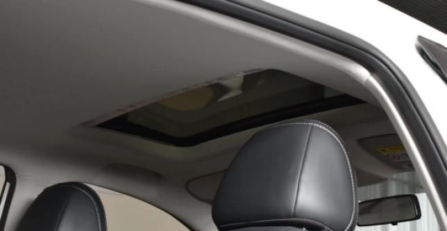 фото 651347-09 - Под такси