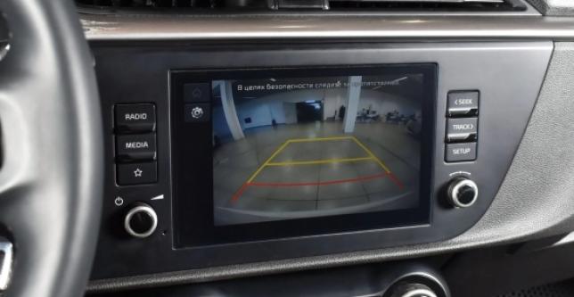 фото 652257-09 - Под такси