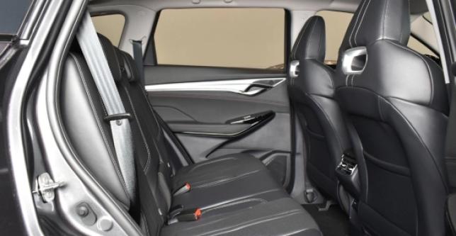 фото 659445-06 - Под такси