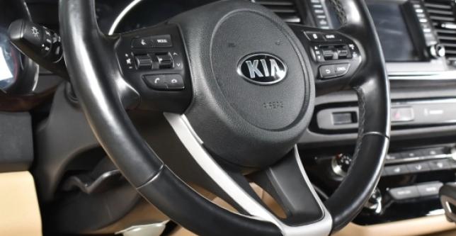 фото 659449-13 - Под такси