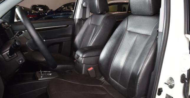 фото 659456-08 - Под такси