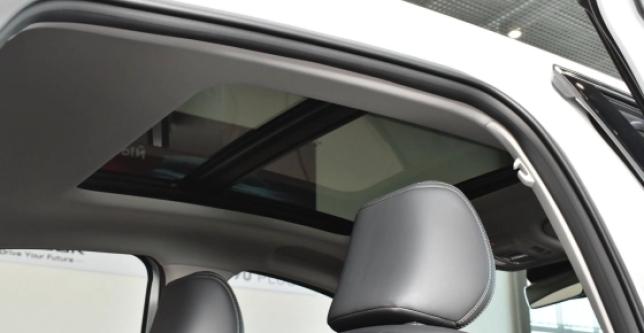 фото 659621-09 - Под такси