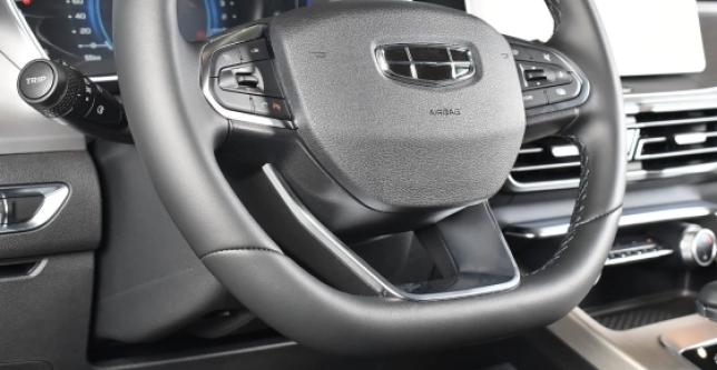 фото 659626-11 - Под такси