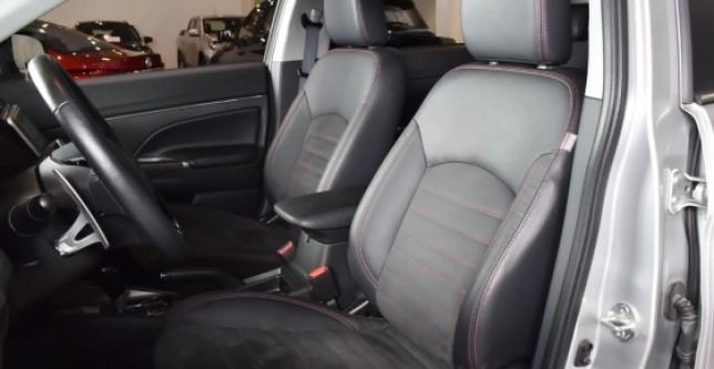 фото 659997-08 - Под такси