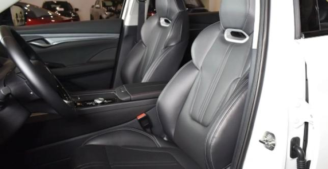 фото 659998-08 - Под такси