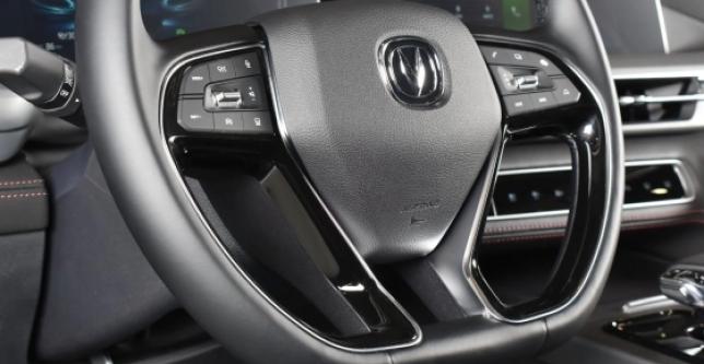 фото 659998-14 - Под такси