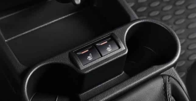 фото 65c696bb2027 - Под такси